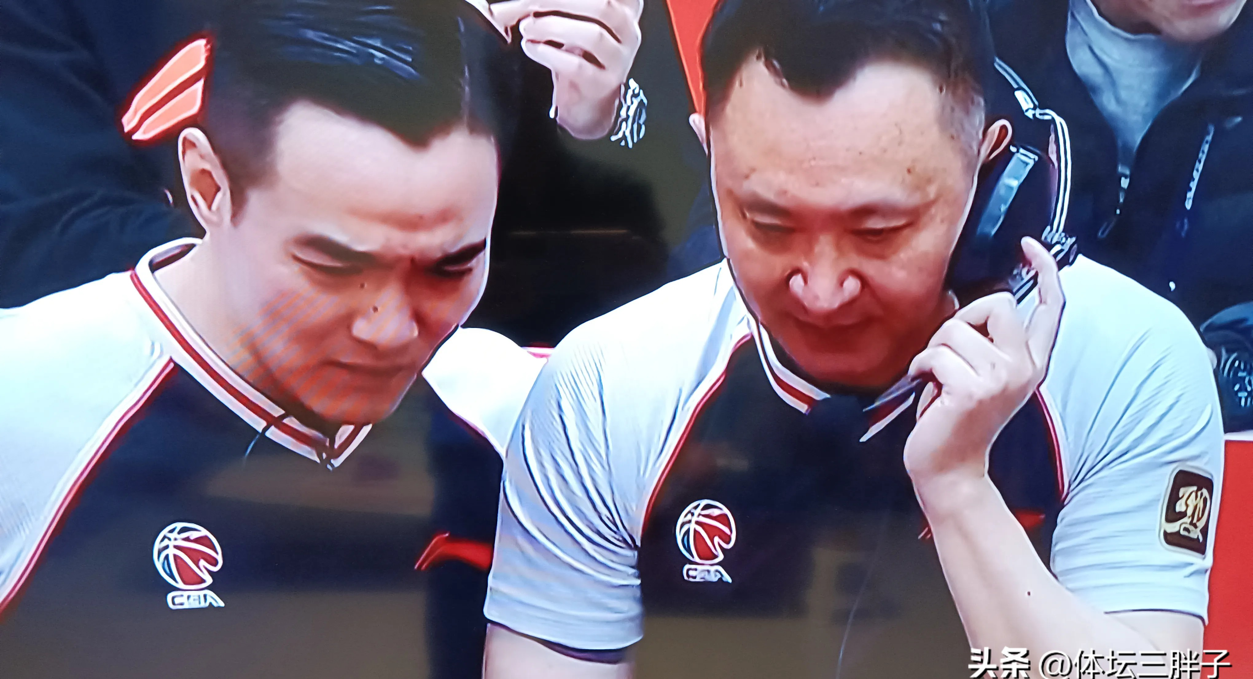 球速体育 -关于上海久事发布备战花絮,冲刺阶段状态回暖,法国杯任务艰巨,球队文化再被提及的信息