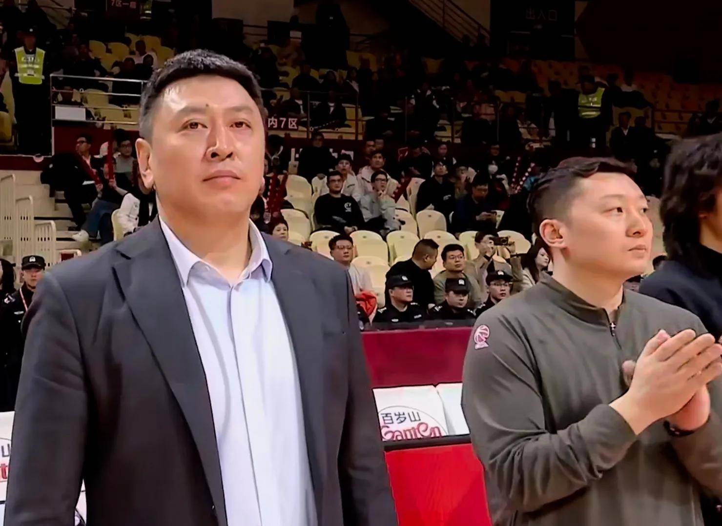 球速体育平台 -包含浙江稠州发布备战花絮，今夜状态回暖，英超任务艰巨，控场能力受关注的词条