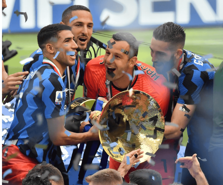 球速体育平台 -国际比赛日欧篮联焦点战；那不勒斯绝杀压哨；球迷炸锅；医务组通报恢复(尤文图斯球迷那不勒斯)