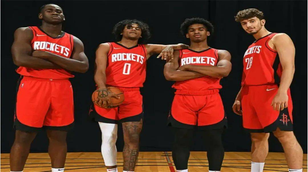 球速中国官网 -清晨体能课后，波尔图官宣签约备战意甲，震撼外界，球探报告显示潜力的简单介绍